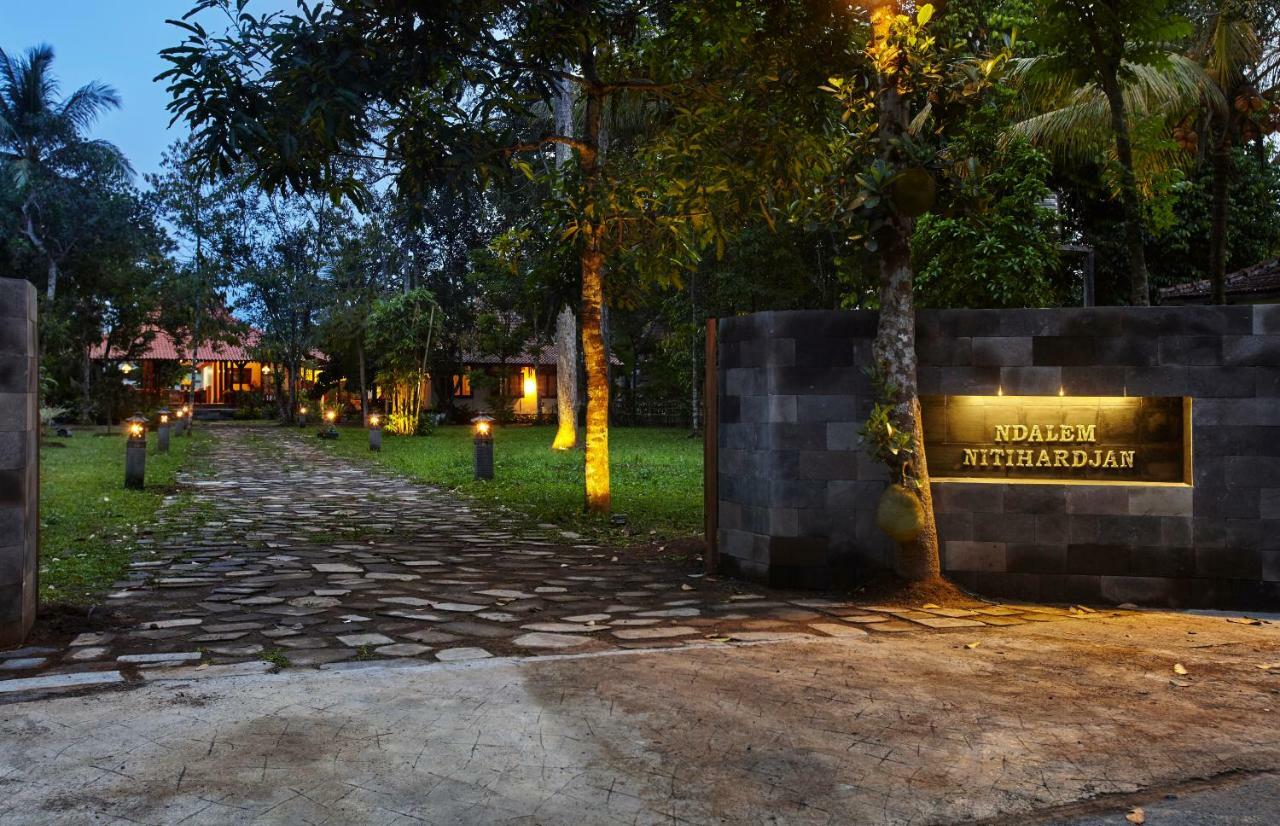 Ndalem Nitihardjan Hotel Magelang Bagian luar foto